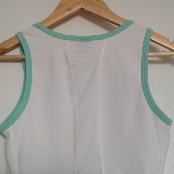 Nike Dri-Fit Womens' Athletic Tank Top, Sz. S. - Picture 7 of 8